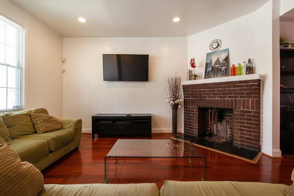 Relaxing, Spacious, Private, Walkable In Petworth! Washington Exterior photo
