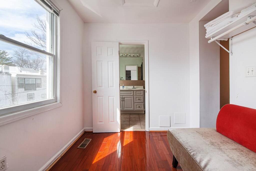 Relaxing, Spacious, Private, Walkable In Petworth! Washington Exterior photo