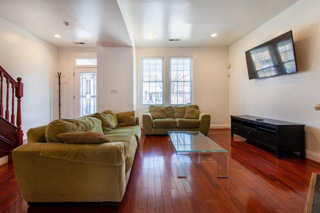 Relaxing, Spacious, Private, Walkable In Petworth! Washington Exterior photo